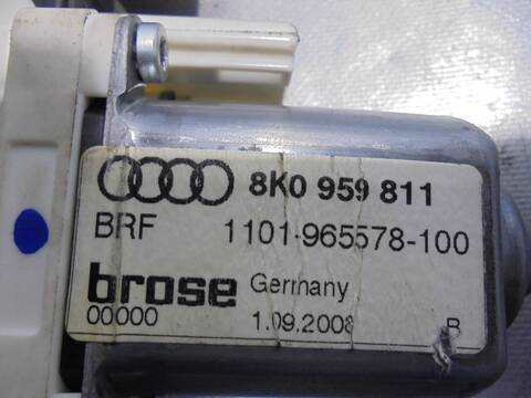 Foto 3ª: Elevalunas Eléctrico Trasero Izquierdo Audi A4 BASICO AVANT 143CV 105KW [CAG] (2008)