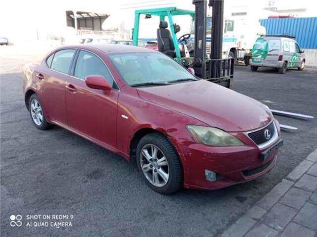 Portón Lexus IS 220 D (ALE20)