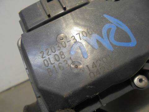 Foto 3ª: Caja Mariposa Toyota Prius 112CV 82KW [2ZR-FXE] (2011)