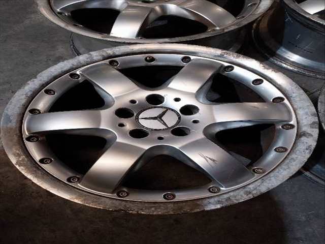 Foto 4ª: LLanta Aleacion Mercedes Clase ML 500 5.0 G [113 965] (2003)