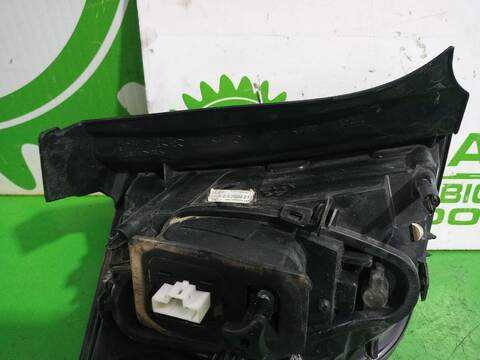 Foto 3ª: Piloto Trasero Derecho Citroen C3 EXCLUSIVE 68CV [8HZDV4TD] (2009)