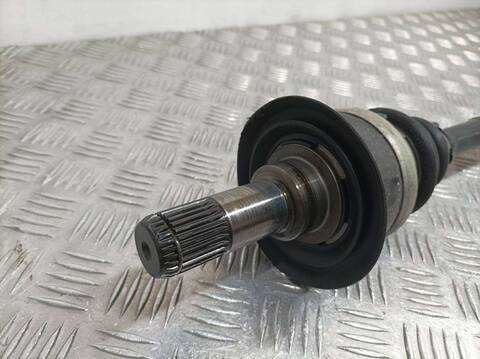 Foto 2ª: Transmision Trasera Derecha Bmw Serie 1 114 116D 116CV 85KW [B37D15A] (2018)