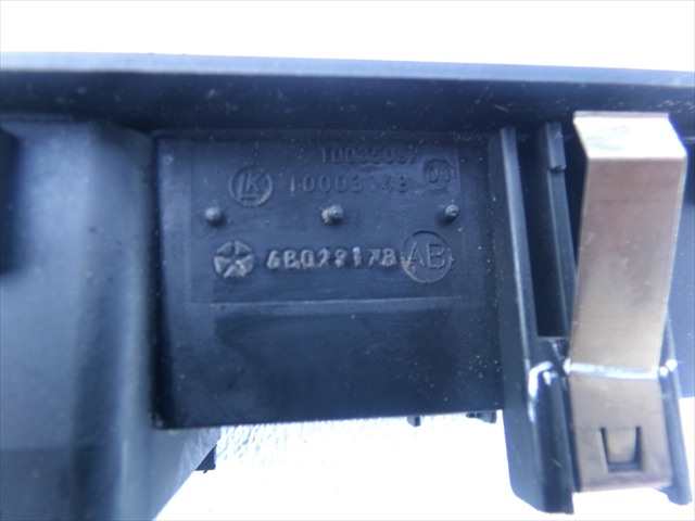 Foto 3ª: Botonera Elevalunas Chrysler Grand Voyager 2.8 CRDI 2008-2015 [VM64C] (2009)