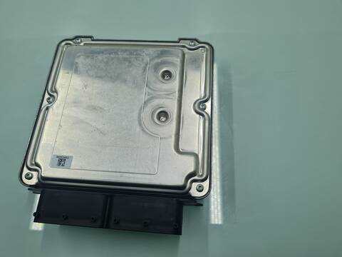 Foto 4ª: Centralita Motor ECU Volkswagen Golf LIFE 115CV 85KW [DTR] (2022)