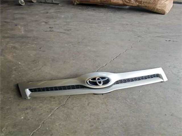 Rejilla Delantera Toyota Corolla 1.8 LUNA [1.8 LTR. - 95 KW 16V CAT]