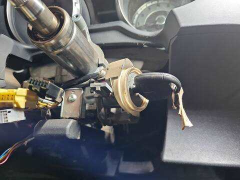 Antirrobo Mitsubishi Montero 3.2 DI-D V88W V98W) 160CV 118KW