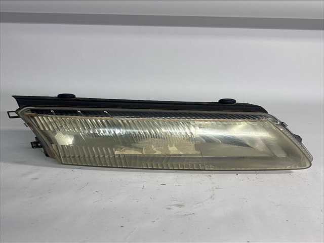 Faro Derecho Volkswagen Passat 1.9 TDI 81kw