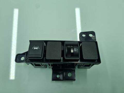 Mando Multifuncion Nissan Qashqai ACENTA 131CV 96KW