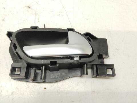 Maneta Interior Delantera Derecha Peugeot 208 1.2 12V E-VTI 82CV 60KW