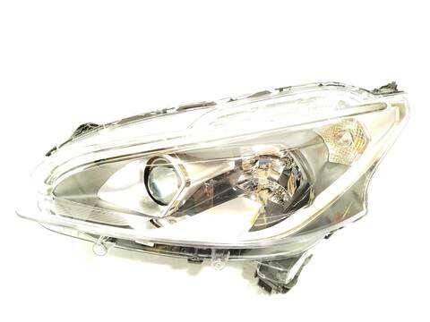 Faro Izquierdo Peugeot 208 1.6 HDI - BLUEHDI 75 75CV 55KW