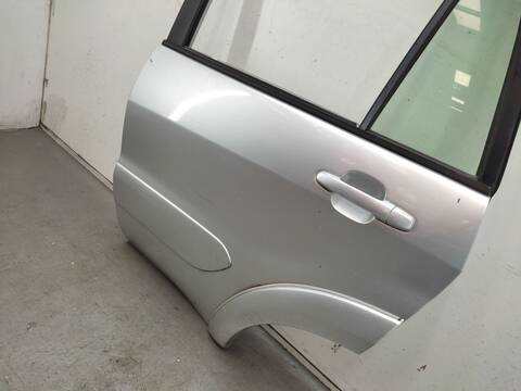 Foto 2ª: Puerta Trasera Izquierda Toyota Rav4 2.0 4WD ACA21 ACA20) 150CV 110KW [1AZ-FE] (2001)