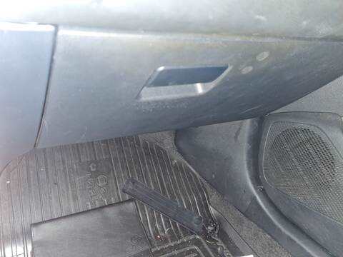 Guantera Toyota Corolla HYBRID FEEL 122CV
