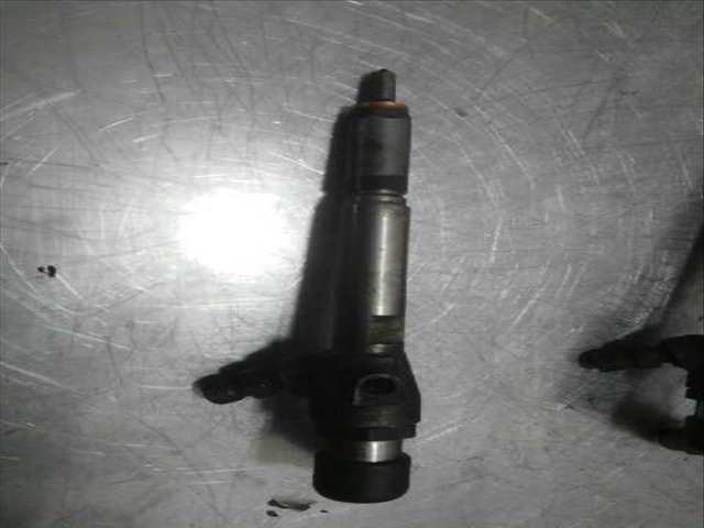 Foto 3ª: Inyectores Renault Megane CONFORT AUTHENTIQUE BERLINA 106CV 78KW II CLASSIC BERLINA [K9K732] (2006)