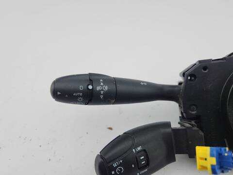 Foto 3ª: Mando Multifuncion Peugeot 308 1.6 16V 150CV 110KW [5FX] (2007)