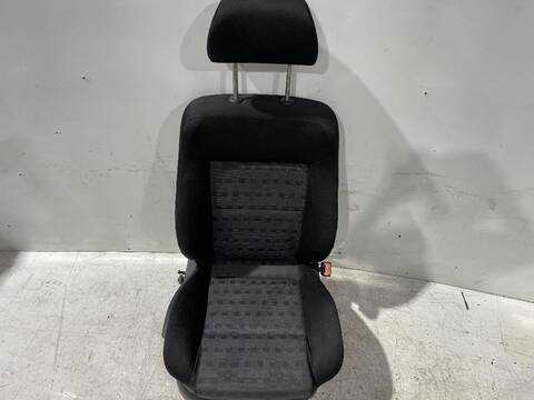 Asiento Delantero Derecho Volkswagen Passat ADVANCE 131CV