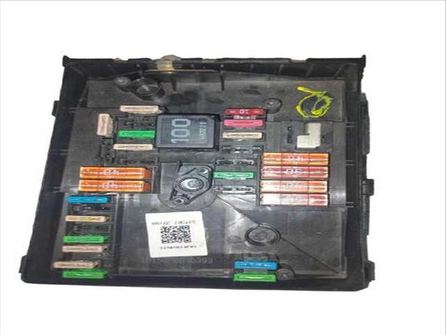 Caja Reles Fusibles Volkswagen Golf 1.6 TDI 105CV