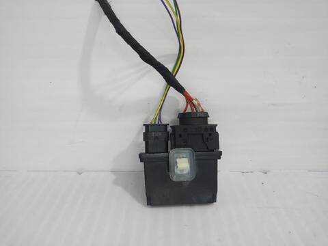 Foto 3ª: Centralita Motor ECU Volkswagen Touran ADVANCE BMT 110CV [CRKB] (2015)