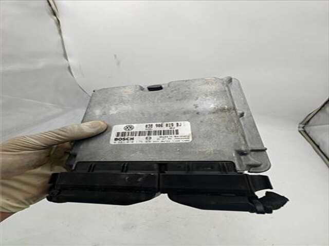 Centralita Motor ECU Volkswagen Passat 1.9 HIGHLINE [1.9 LTR. - 85 KW TDI]