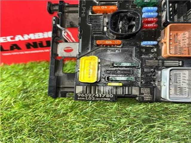 Foto 3ª: Caja Reles Fusibles Citroen Jumpy CONTROL M BLUE-HDI FAP 102CV 75KW FURGON [YH01] (2020)