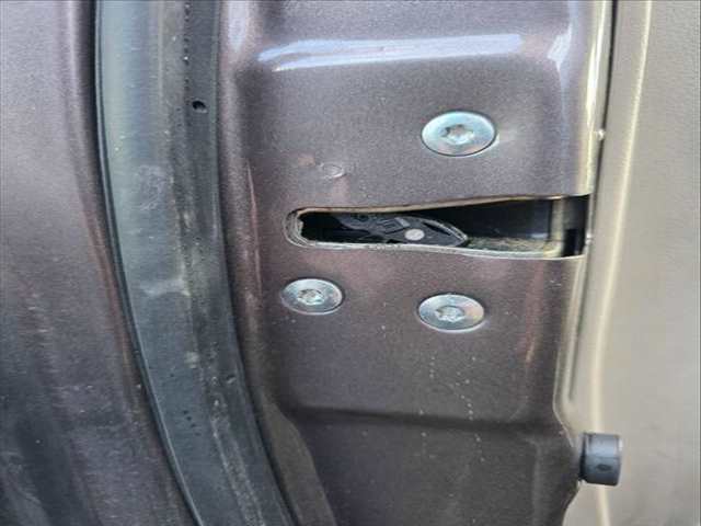 Cerradura Puerta Delantera Izquierda Honda Crv N22B4 RE)