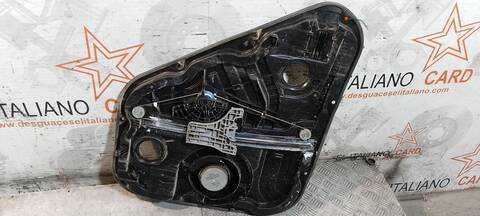 Foto 3ª: Elevalunas Manual Trasero Derecho Hyundai Tucson ESSENCE 2WD 116CV 85KW [D4FD] (2017)