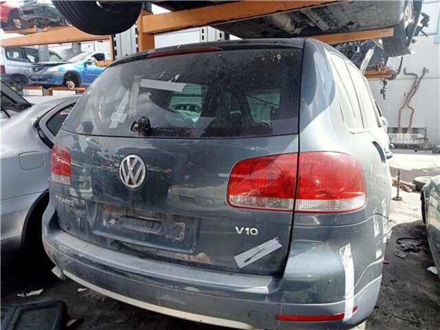 Piloto Trasero Central Volkswagen Touareg 5.0 TDI V10 [5.0 LTR. - 230 KW V10 TDI DPF]