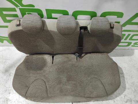 Foto 2ª: Asientos Traseros Nissan Micra 1.2 CAT 80CV [CR12DE] (2002)