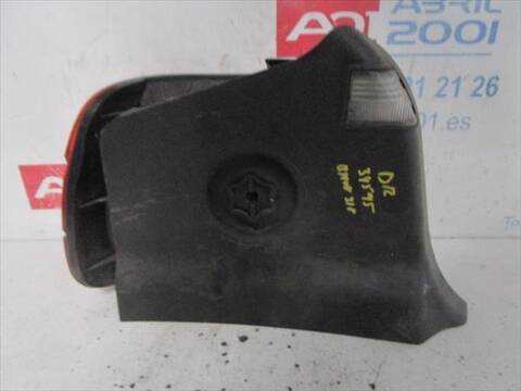 Foto 2ª: Piloto Trasero Derecho Bmw Serie 3 315 1.7 318TDS 90CV 66KW [17-4T-1 D] (1998)