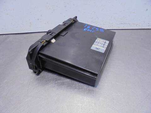 Foto 3ª: Mando Climatizador Mitsubishi Grandis 2.0 DI-D CAT 136CV 100KW [BSY] (2008)