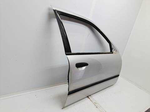 Foto 4ª: Puerta Delantera Derecha Nissan Primera BERLINA 99CV 73KW (1997)