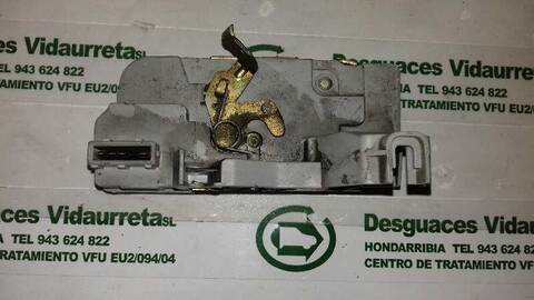 Foto 2ª: Cerradura Puerta Trasera Izquierda Peugeot 307 1.6 16V HDI BERLINA 90CV 66KW [9HX] (2006)