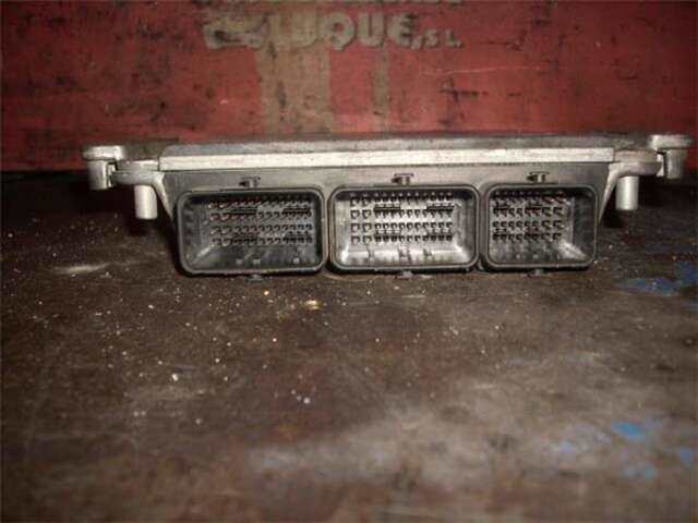 Foto 3ª: Centralita Motor ECU Renault Scenic 1.9 DCI AUTHENTIQUE [1.9 LTR. - 75 KW DCI DIESEL CAT] I (JA...)(1999-_) [K9QK732]