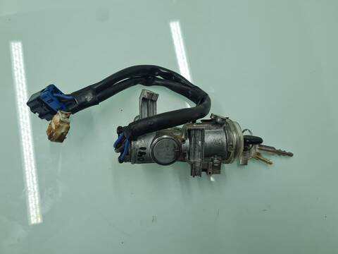Foto 2ª: Motor de Arranque Mitsubishi L200 2500 TD GLX 4-PTAS.) 99CV 73KW [4D56] (1999)