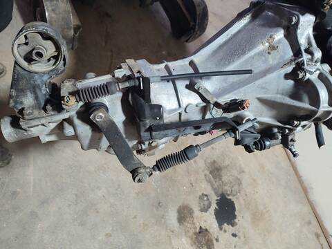 Foto 2ª: Caja Cambios Nissan Serena VERSION INDEFINIDA (1993)