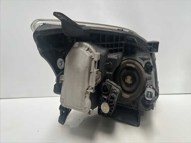 Foto 2ª: Faro Izquierdo Toyota Avensis 1.8 GASOLINA [G1ZZ-FE] (2004)