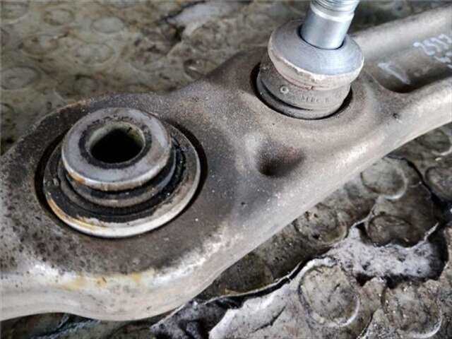 Foto 3ª: Brazo Suspension Delantero Izquierdo Mercedes Clase C 160 2.1 C 220 D (205.304) [2.1 LTR. - 125 KW CDI CAT] [651.921]