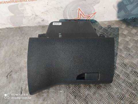 Guantera Peugeot 308 ACCESS 115CV 85KW