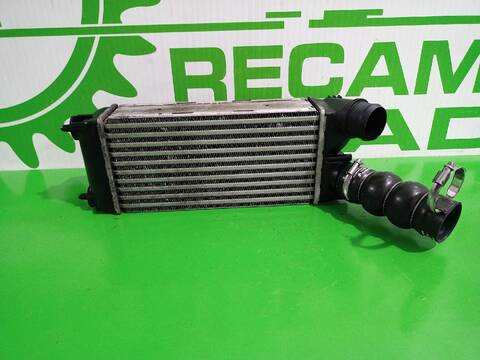Foto 3ª: Intercooler Citroen C4 1.6 16V HDI 90CV [9HXDV6ATED4] (2004)