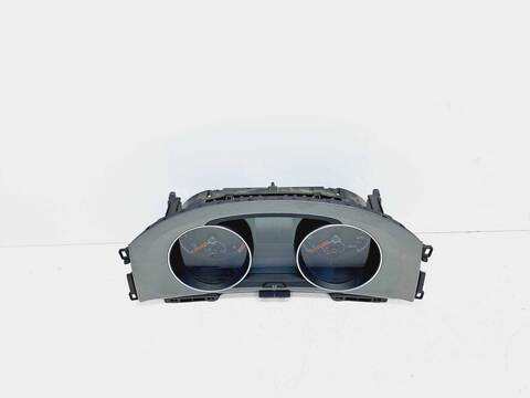 Cuadro de Instrumentos Volkswagen Golf 1.6 TDI DPF 105CV 77KW