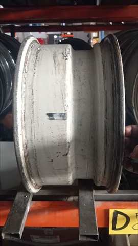 Foto 3ª: LLanta Chapa Nissan Patrol 2.8 D GR Y60 [RD28T] (1993)