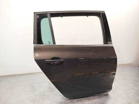 Foto 2ª: Puerta Trasera Derecha Opel Zafira 1.6 CDTI 75) 136CV 100KW [B16DTH] (2015)