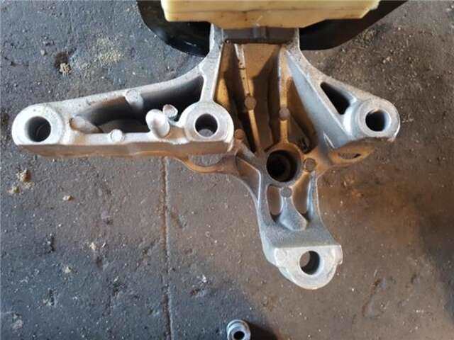 Foto 2ª: Soporte Motor Renault Clio 1.5 BUSINESS [1.5 LTR. - 66 KW DCI DIESEL FAP] [K9K B6]