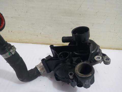 Foto 3ª: Bomba de Agua Opel Grandland OPEL 2020 131CV (2017)