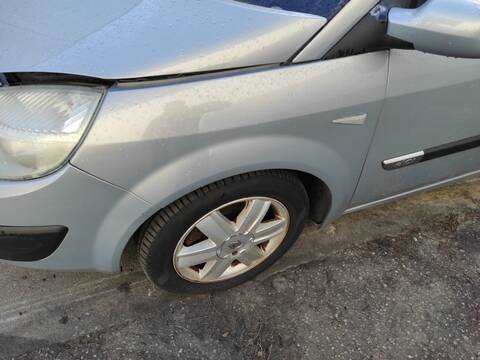 Aleta Delantera Izquierda Renault Scenic K9K728 JM)