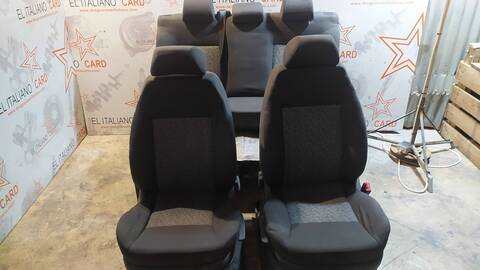 Asientos Traseros Volkswagen Polo 82CV 60KW