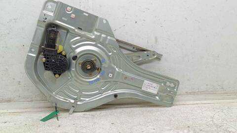 Elevalunas Manual Trasero Derecho Hyundai Tucson 2.0 A LAS 4 RUEDAS 141CV 104KW