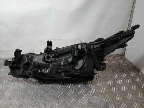 Foto 3ª: Faro Derecho Toyota Corolla HYBRID ACTIVE 98CV 72KW [2ZR] (2019)