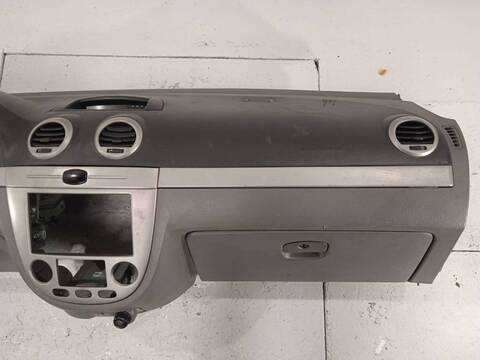 Foto 3ª: Salpicadero Chevrolet Lacetti 2.0 DIESEL CAT 121CV 89KW (2007)