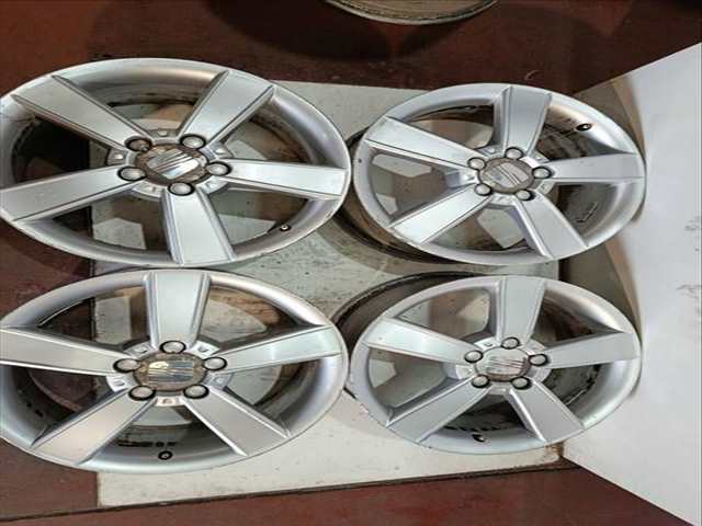 Juego LLantas Seat Leon BKD