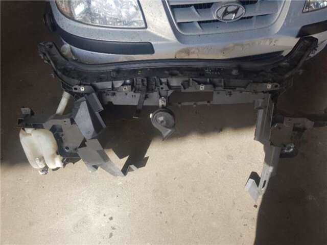 Paragolpes Delantero Renault Scenic 1.5 AUTHENTIQUE [1.5 LTR. - 78 KW DCI DIESEL] (JM)(2003-_)